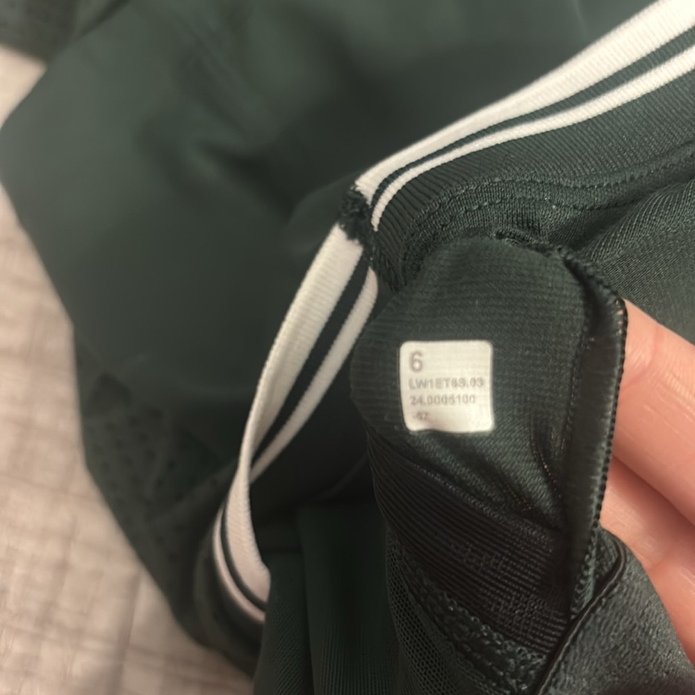 lululemon athletica Dark Green Tank Top with White Trim - Picture 4 of 5